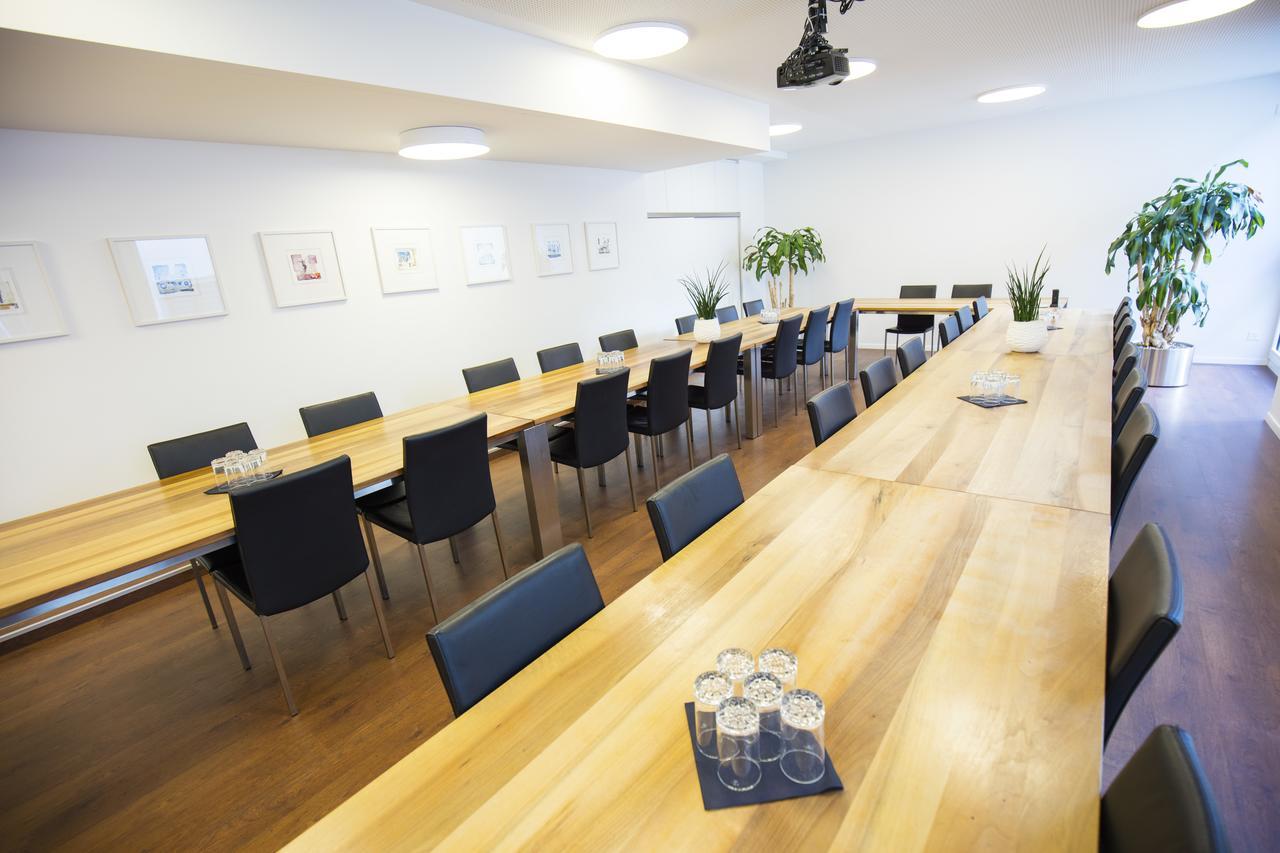 Gyger Restaurant Confiserie B&B Thusis Exteriör bild