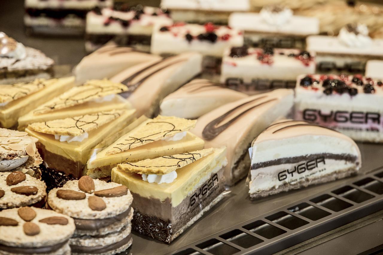 Gyger Restaurant Confiserie B&B Thusis Exteriör bild